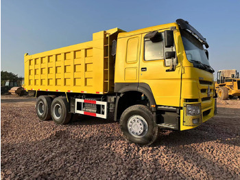 Sklápěč pro dopravu silážu SINOTRUK HOWO 371 Dump Truck: obrázek 4