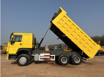 Sklápěč pro dopravu silážu SINOTRUK Howo Dump truck 371: obrázek 5