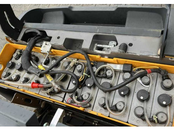 Elektrický tahač Jungheinrich EZS350: obrázek 5