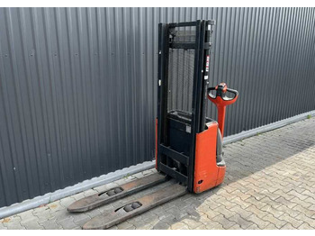 Stohovací vozík LINDE L12