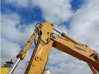 Pracovní plošina LIEBHERR R 954