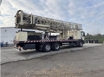 Nákladní auto SCANIA