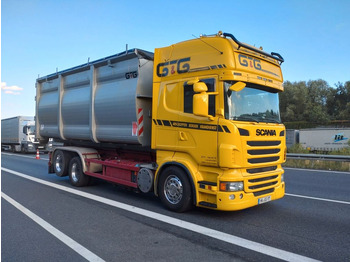 Hákový nosič kontejnerů SCANIA R 730