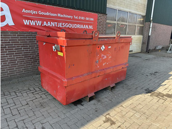 Cisternové vozidlo pro dopravu paliva IBC 2000 liter - Gebruikt: obrázek 2 Cisternové vozidlo pro dopravu paliva IBC 2000 liter - Gebruikt: obrázek 2