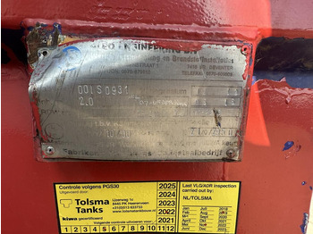 Cisternové vozidlo pro dopravu paliva IBC 2000 liter - Gebruikt: obrázek 5 Cisternové vozidlo pro dopravu paliva IBC 2000 liter - Gebruikt: obrázek 5