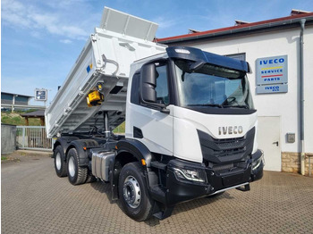 Sklápěč IVECO