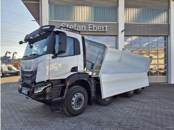 Sklápěč IVECO