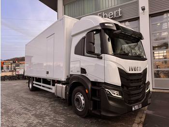 Skříňový nákladní auto IVECO S-WAY