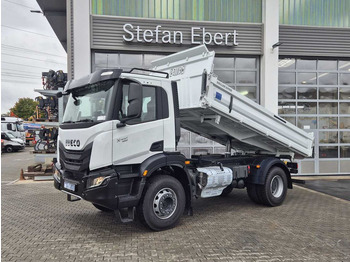 Sklápěč IVECO X-WAY