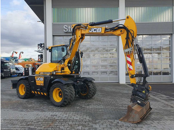 Kolesové rýpadlo JCB