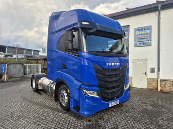 Tahač IVECO S-WAY