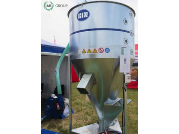 Krmný míchací vůz