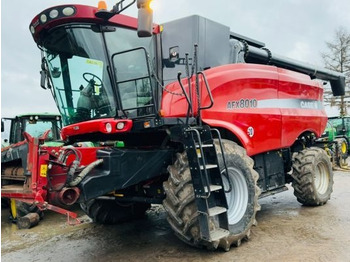Sklízecí mlátička CASE IH