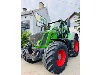 Traktor FENDT 828 Vario
