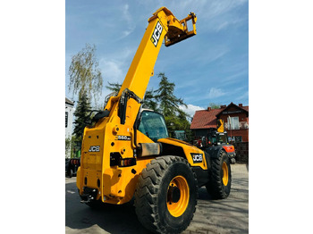 Teleskopický manipulátor JCB 550-80 Agri Plus: obrázek 4