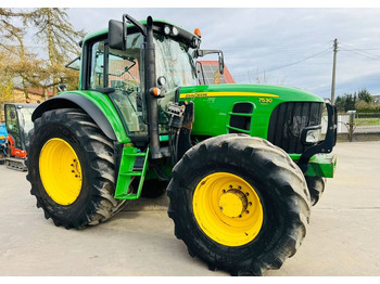 Traktor JOHN DEERE 7530