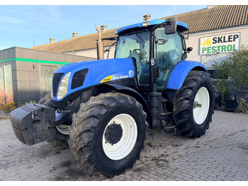 Traktor NEW HOLLAND T7050