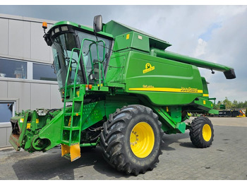 Sklízecí mlátička JOHN DEERE 40 Series