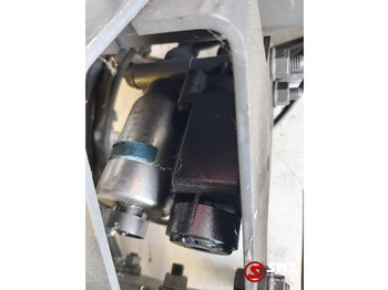 Náhradní díly pro Nákladní auto Mercedes-Benz Occ EBS relay valve met 3/2 solenoid valves: obrázek 4 Náhradní díly pro Nákladní auto Mercedes-Benz Occ EBS relay valve met 3/2 solenoid valves: obrázek 4