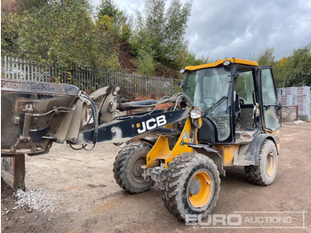 Kolový nakladač JCB 406