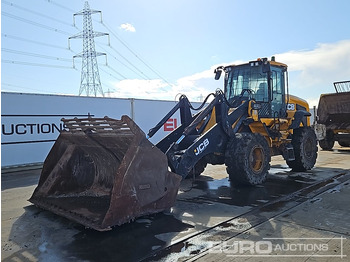 Kolový nakladač JCB 437