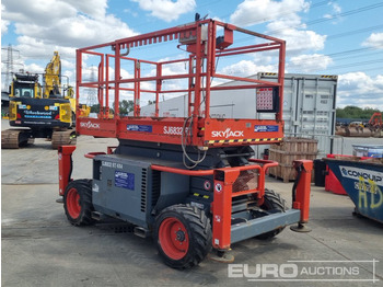 Pracovní plošina 2020 SkyJack SJ6832RT: obrázek 3