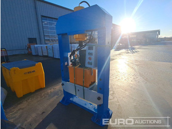 Vybavení garáže/ Dílny