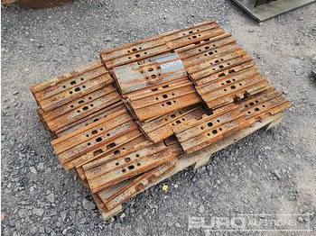 Náhradní díly Pallet of 380mm Pads to suit Excavator: obrázek 3