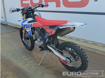 Motocykl Unused 2025 Apollo Storm: obrázek 3