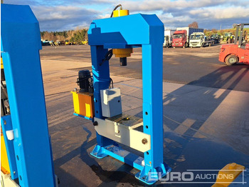 Vybavení garáže/ Dílny