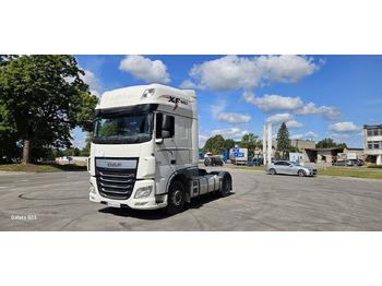 Tahač DAF XF 105 460