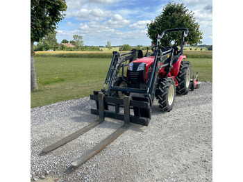 Komunální traktor Branson 3100H: obrázek 2