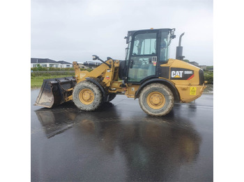 Kolový nakladač CATERPILLAR 906H