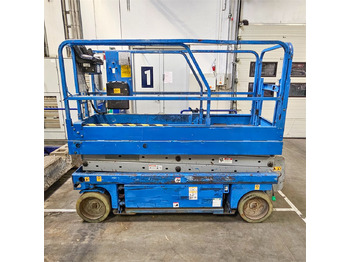 Nůžková plošina GENIE