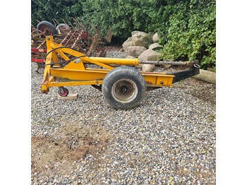 Stroj na obdělávání půdy