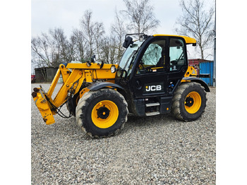 Teleskopický manipulátor JCB