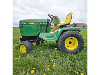 Komunální traktor John Deere 318: obrázek 2