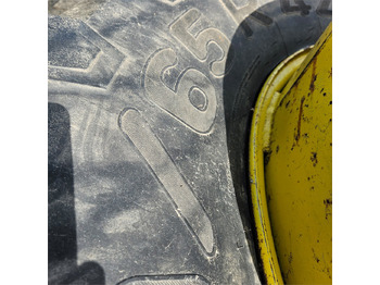 Traktor John Deere 650/65R42: obrázek 4 Traktor John Deere 650/65R42: obrázek 4