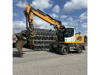 Kolesové rýpadlo LIEBHERR A 918