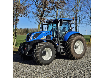 Traktor NEW HOLLAND T7.270