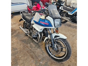Motocykl SUZUKI