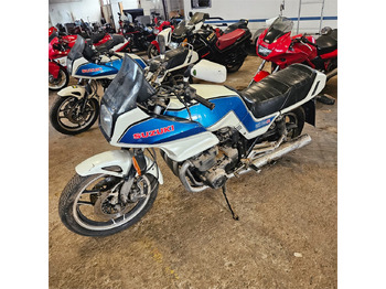 Motocykl SUZUKI