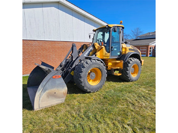 Kolový nakladač Volvo L45 G: obrázek 4