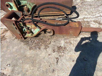 Hydraulické kladivo MONTABERT