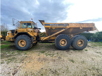 Kloubový sklápěč VOLVO A40