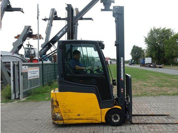 Elektrický vysokozdvižný vozík JUNGHEINRICH EFG