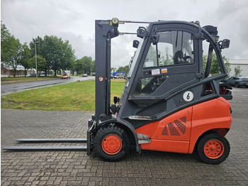 Plynový vysokozdvižný vozík LINDE H40