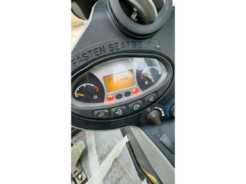 Pásové rýpadlo BOBCAT E27: obrázek 5 Pásové rýpadlo BOBCAT E27: obrázek 5