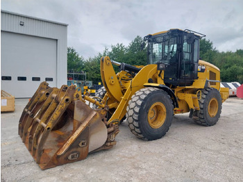 Kolový nakladač CATERPILLAR 930M