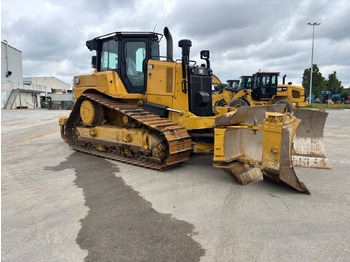 Buldozer CATERPILLAR D6